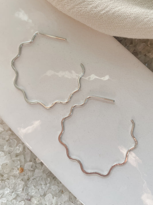 Wavy Hoops