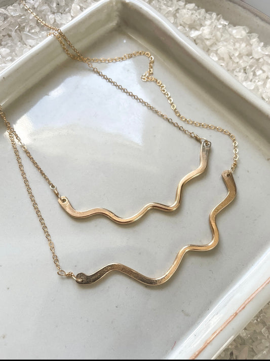 The Wave Necklace