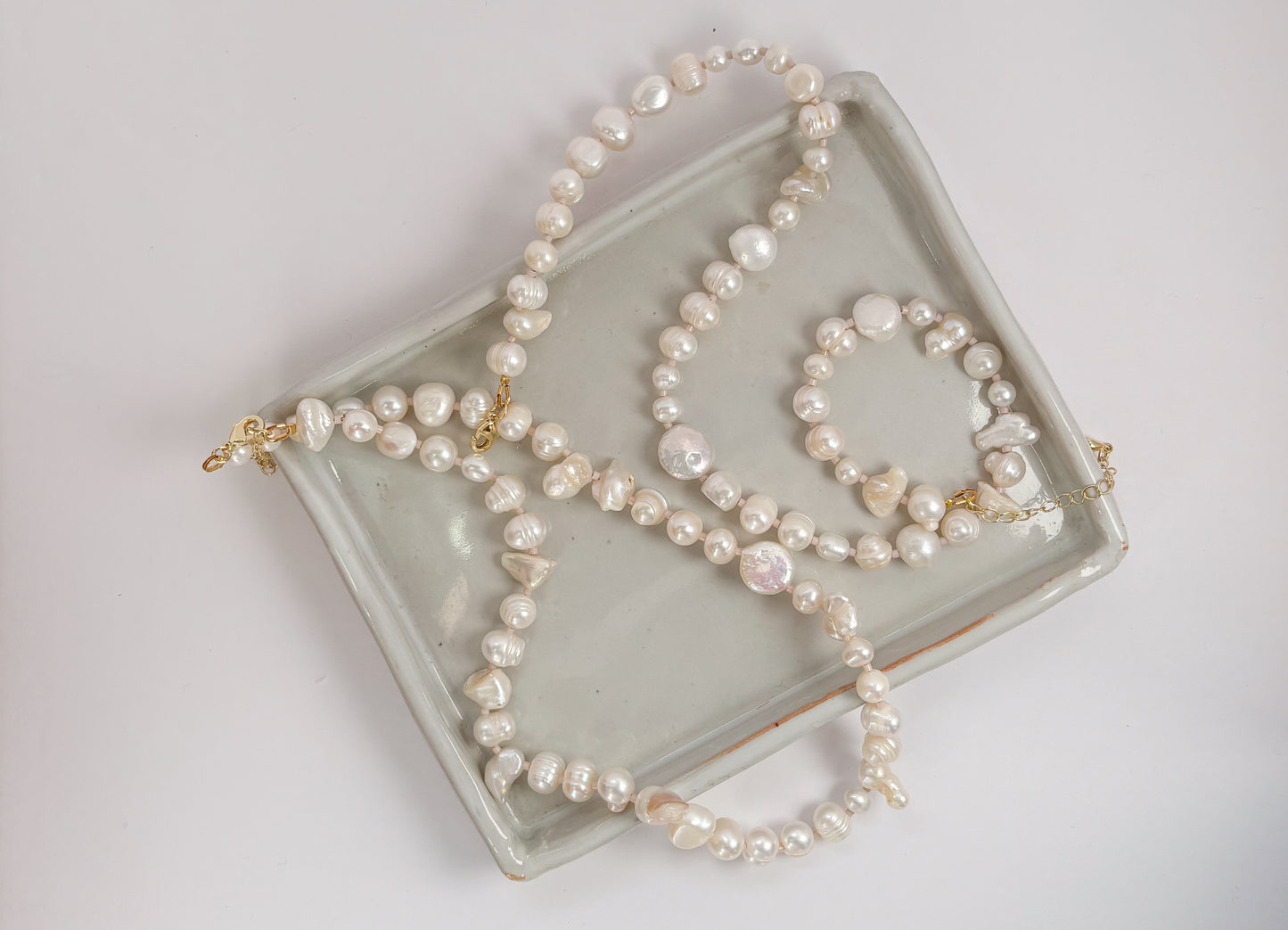 Modern Pearl Necklace